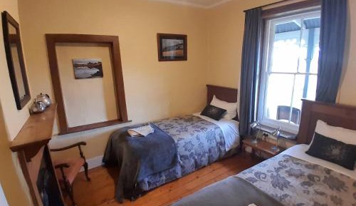 Economy Twin Room
