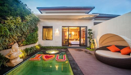 One Bedroom Private with Jacuzzi
