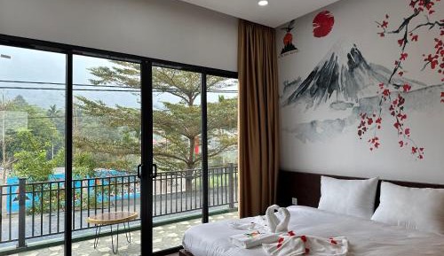 Double Room with Mountain View