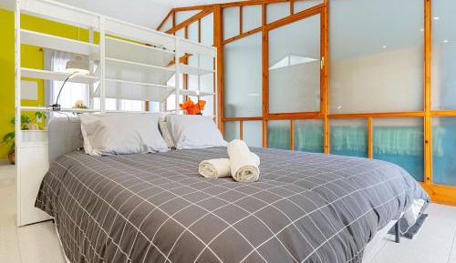 Superior One-Bedroom Apartment