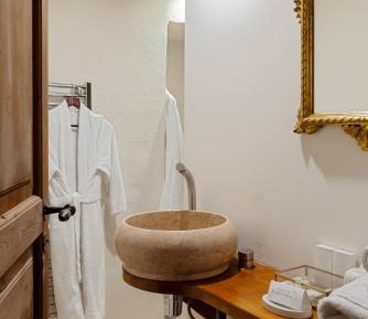 King Room with Garden View