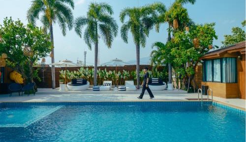 Double Room with Pool View