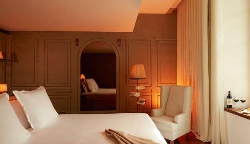 Premier King Room