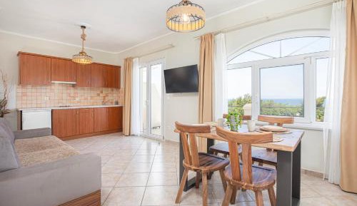 Superior One-Bedroom Apartment