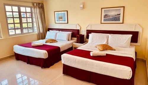 Triple Room with City View