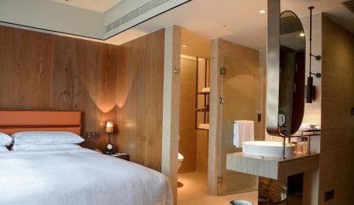 Earl Corner Family Room