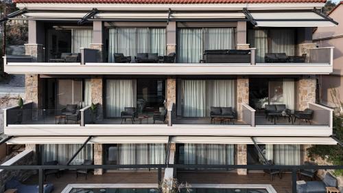 Suite with Private Pool