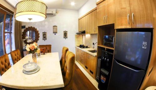 Suite with Pool View