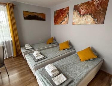 Quadruple Room with Private Bathroom