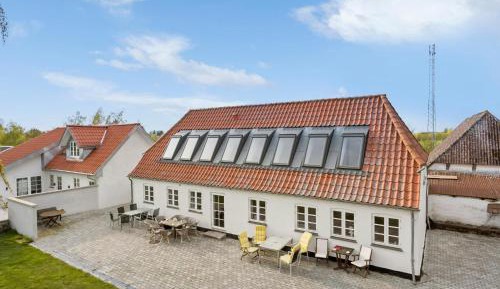 Five-Bedroom Holiday Home