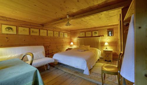 Standard Family Room