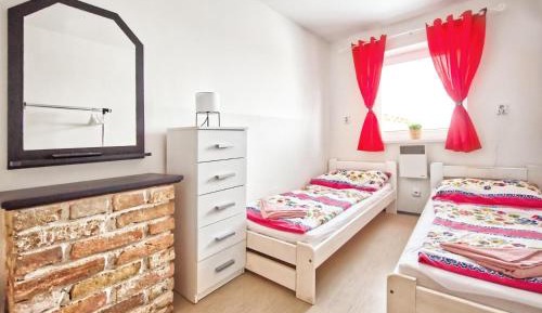 Twin Room with Private Bathroom