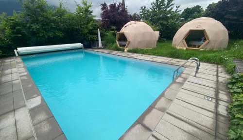 Queen Room with Pool View