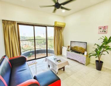 Three-Bedroom Apartment with Sea View