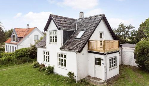 Three-Bedroom Vacation Home 