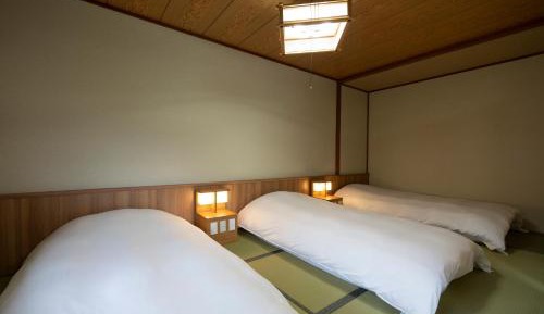 Japanese-Style Room