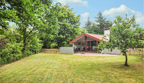 Three-Bedroom Vacation Home 