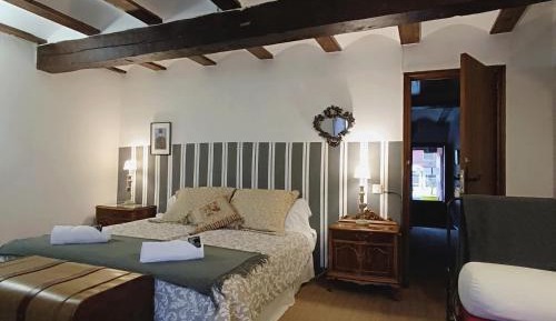 Double or Twin Room with Bathroom