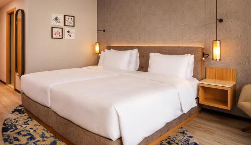 Twin Room with Lake View