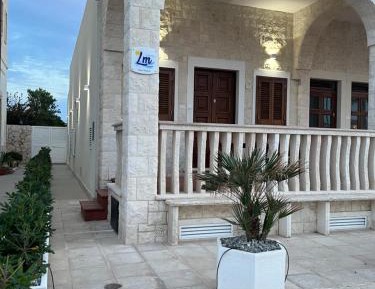 One-Bedroom Apartment with Sea View