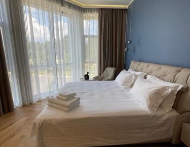 Deluxe Double Room with Extra Bed
