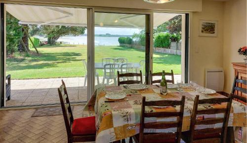 Four-Bedroom Holiday Home