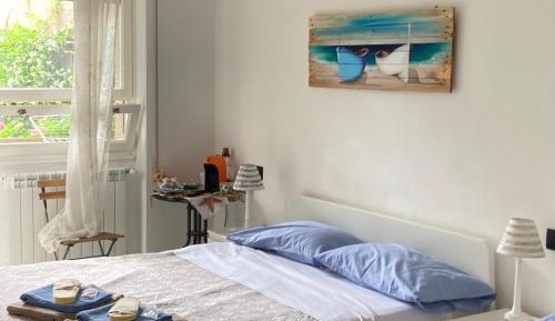 Three-Bedroom Deluxe Apartment