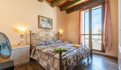 Superior One-Bedroom Apartment