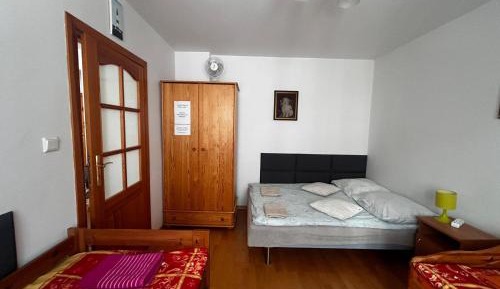 Quadruple Room with Shared Bathroom