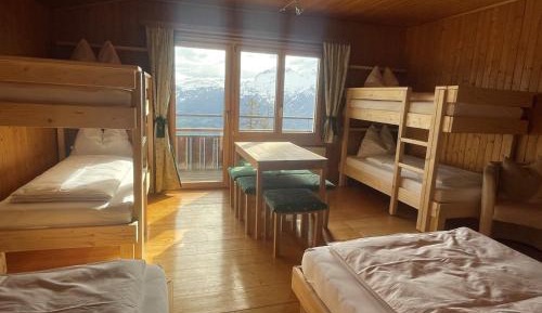 Bed in 6-Bed Mixed Dormitory Room