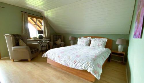 Deluxe Double or Twin Room with Balcony