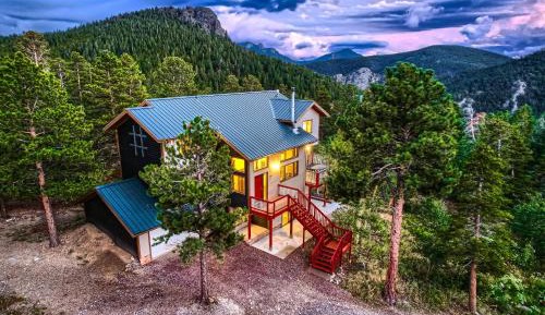 Four-Bedroom Holiday Home