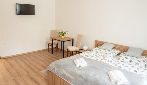 Queen Room - Disability Access