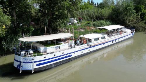 Suite with River View