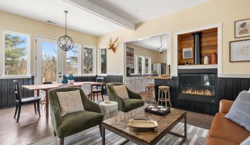 Three-Bedroom Vacation Home 