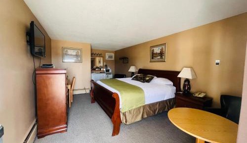 King Room - Non-Smoking