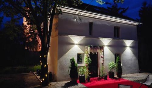 Two-Bedroom Deluxe Apartment