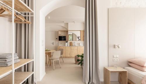 One-Bedroom Apartment with Terrace