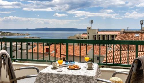 Apartment with Terrace