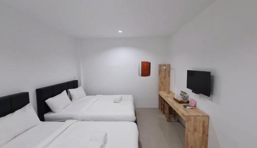 Classic Quadruple Room