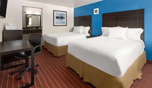 Double Room with Two Double Beds - Non-Smoking