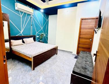 Double Room with Private Bathroom
