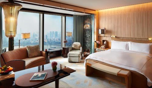 Club Bund View Room