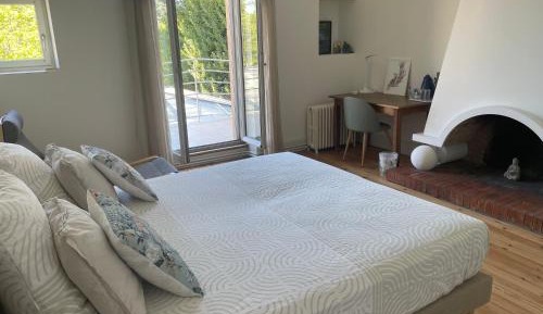 Double or Twin Room with Private Bathroom