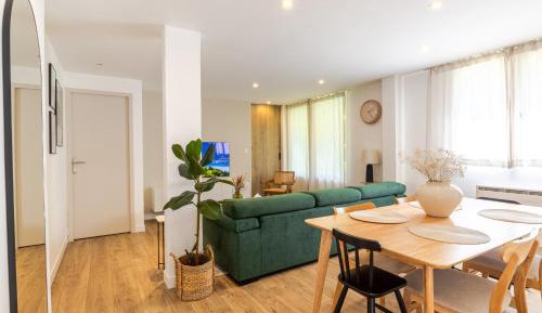 Three-Bedroom Premium Apartment