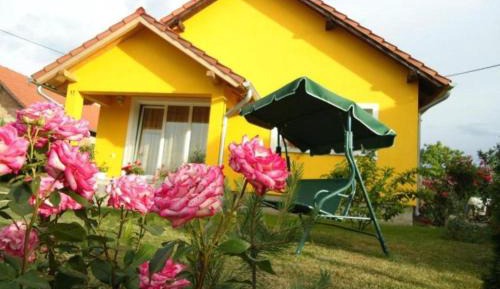 One Bedroom Apartment with Balcony