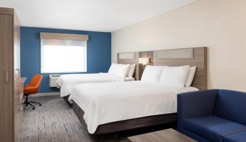 Standard Room with Two Queen Beds