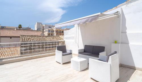 Superior One-Bedroom Apartment with Balcony