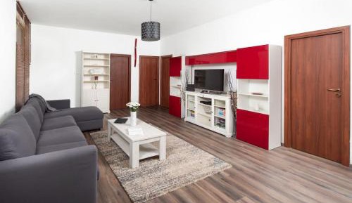 Three-Bedroom Vacation Home 