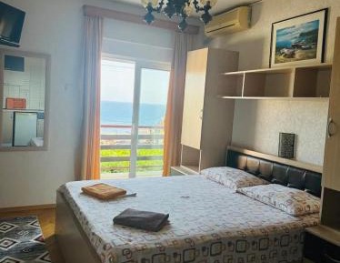 Quadruple Room with Balcony